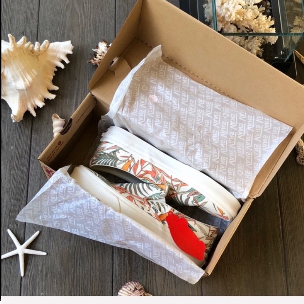 🌴🌼VANS🌼🌴 - Picture 4 of 8